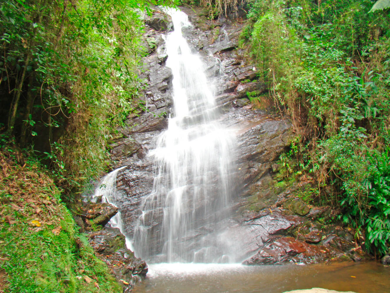 Turismo - Cachoeira Véu da Noiva - Pousada Verde Água - Visconde de Mauá-RJ